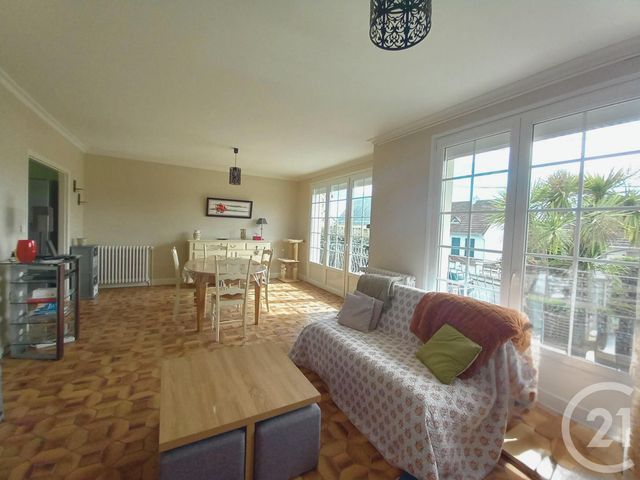 Afficher la photo en grand Maison à vendre - 7 pièces - 151,79 m2 - Cherbourg En Cotentin - 50 - BASSE-NORMANDIE