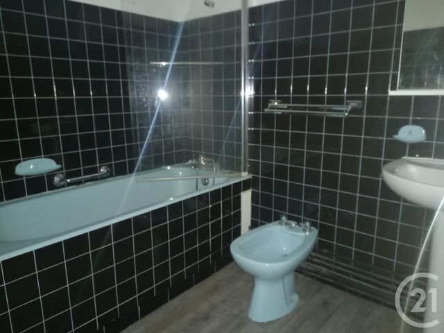 Appartement F5 &agrave; vendre - 5 pi&egrave;ces - 104 m2 - Cherbourg En Cotentin - 50 - BASSE-NORMANDIE