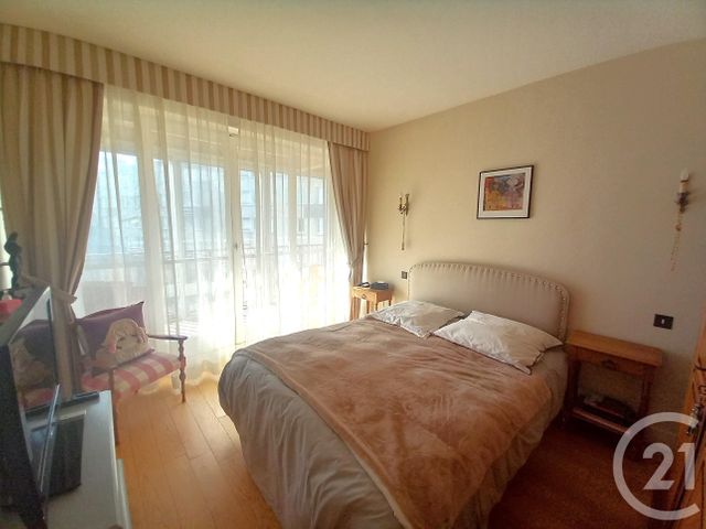 Appartement F5 &agrave; vendre - 5 pi&egrave;ces - 101,39 m2 - Cherbourg En Cotentin - 50 - BASSE-NORMANDIE