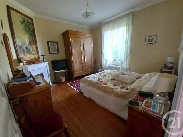 Afficher la photo en grand Maison à vendre - 7 pièces - 135 m2 - Cherbourg En Cotentin - 50 - BASSE-NORMANDIE