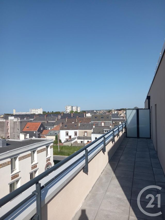 Afficher la photo en grand Appartement F4 à vendre - 4 pièces - 79,02 m2 - Cherbourg En Cotentin - 50 - BASSE-NORMANDIE