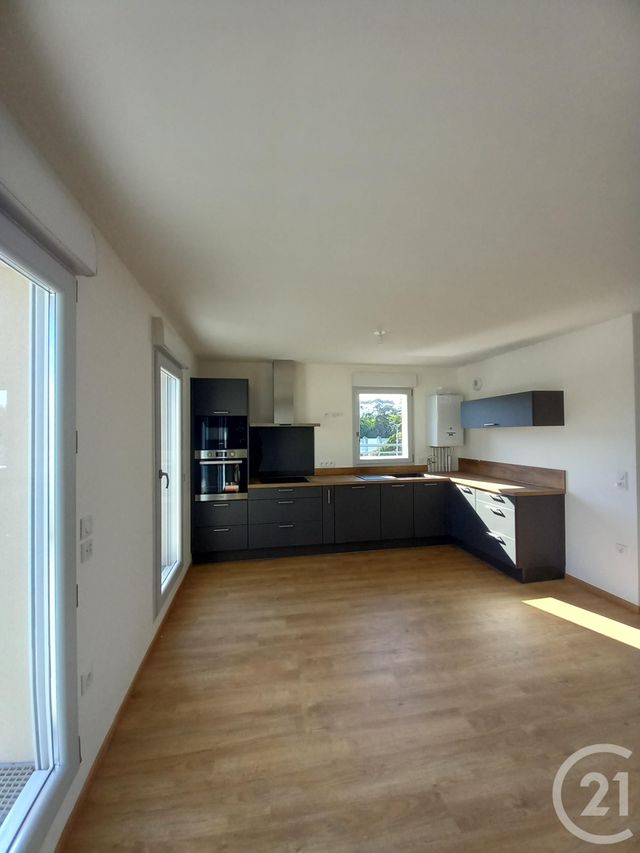 Afficher la photo en grand Appartement F4 à vendre - 4 pièces - 79,02 m2 - Cherbourg En Cotentin - 50 - BASSE-NORMANDIE
