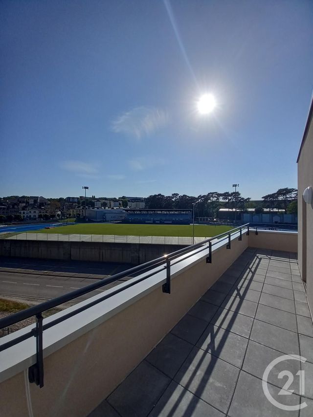Afficher la photo en grand Appartement F4 à vendre - 4 pièces - 79,02 m2 - Cherbourg En Cotentin - 50 - BASSE-NORMANDIE