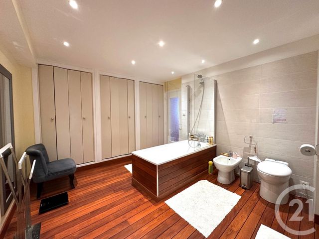 Appartement Autre à vendre - 8 pièces - 175,10 m2 - Cherbourg En Cotentin - 50 - BASSE-NORMANDIE