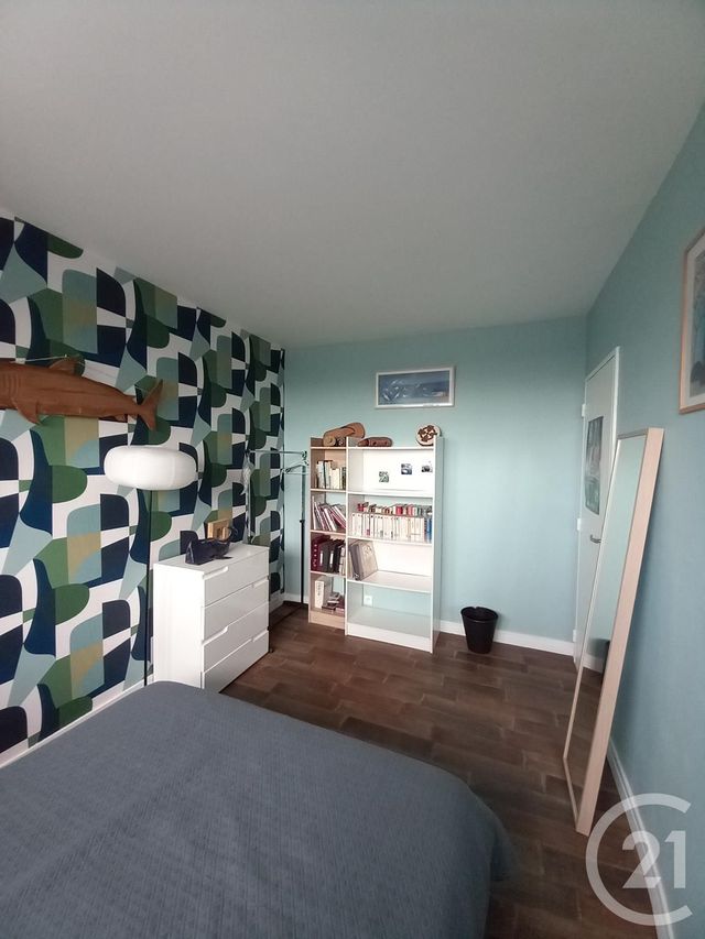 Afficher la photo en grand Appartement F5 à louer - 5 pièces - 105 m2 - Cherbourg En Cotentin - 50 - BASSE-NORMANDIE