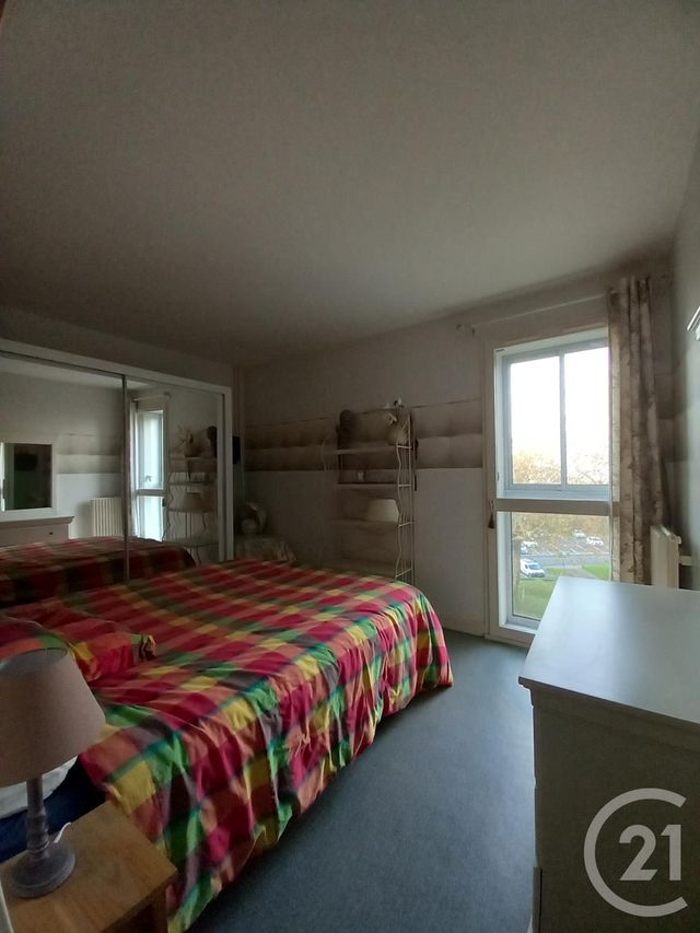 Appartement F2 à louer - 2 pièces - 60,43 m2 - Cherbourg En Cotentin - 50 - BASSE-NORMANDIE