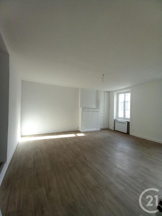 Maison à louer - 2 pièces - 57,80 m2 - Cherbourg En Cotentin - 50 - BASSE-NORMANDIE