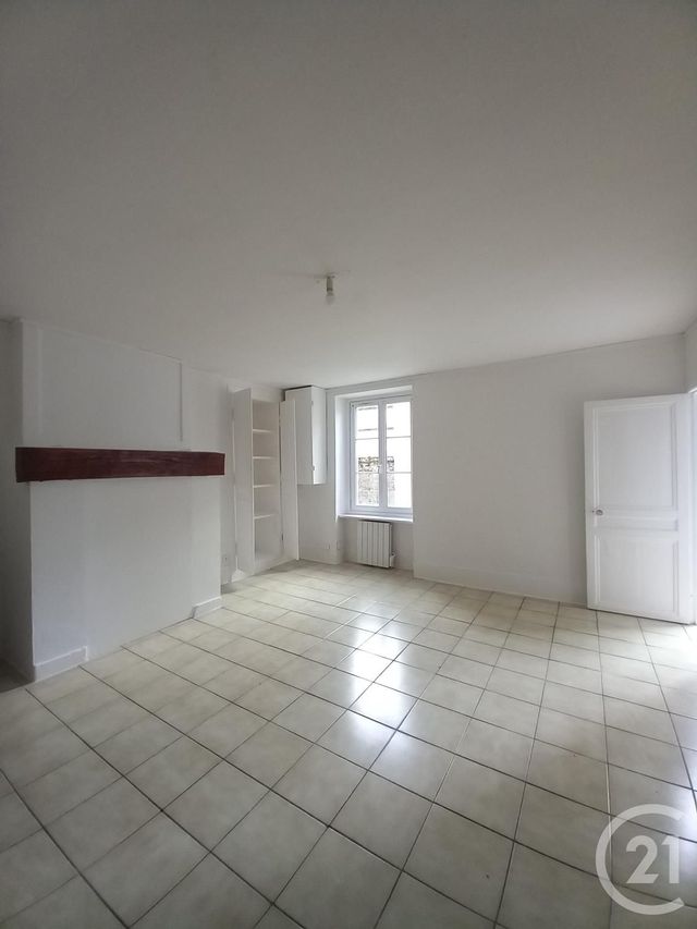 Maison à louer - 2 pièces - 57,80 m2 - Cherbourg En Cotentin - 50 - BASSE-NORMANDIE