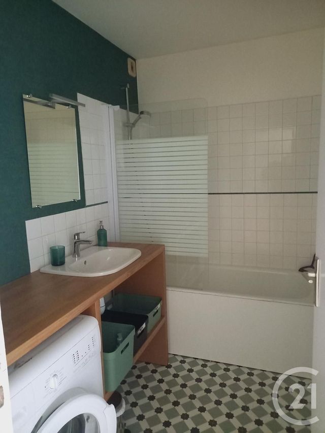 Appartement F3 à louer - 3 pièces - 65,06 m2 - Cherbourg En Cotentin - 50 - BASSE-NORMANDIE