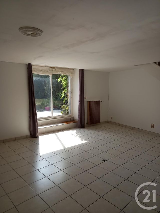 Maison &agrave; louer - 4 pi&egrave;ces - 116,94 m2 - Cherbourg En Cotentin - 50 - BASSE-NORMANDIE