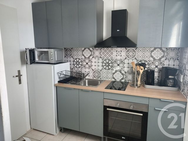 Appartement F2 &agrave; louer - 2 pi&egrave;ces - 47,47 m2 - Cherbourg En Cotentin - 50 - BASSE-NORMANDIE