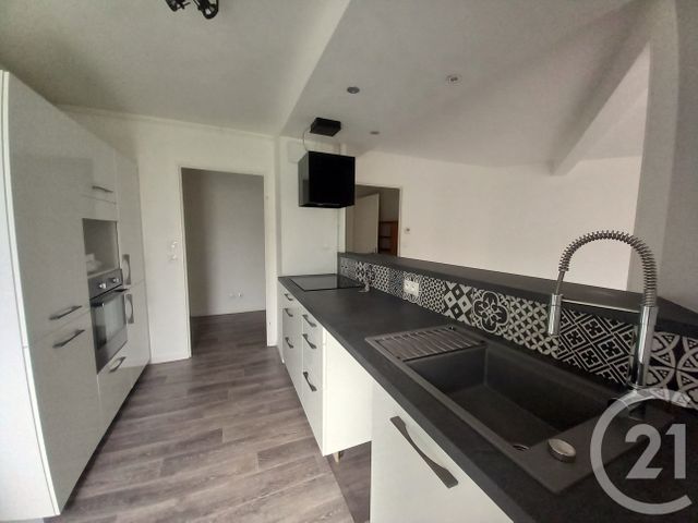 Appartement F4 &agrave; vendre - 4 pi&egrave;ces - 97,47 m2 - Cherbourg En Cotentin - 50 - BASSE-NORMANDIE