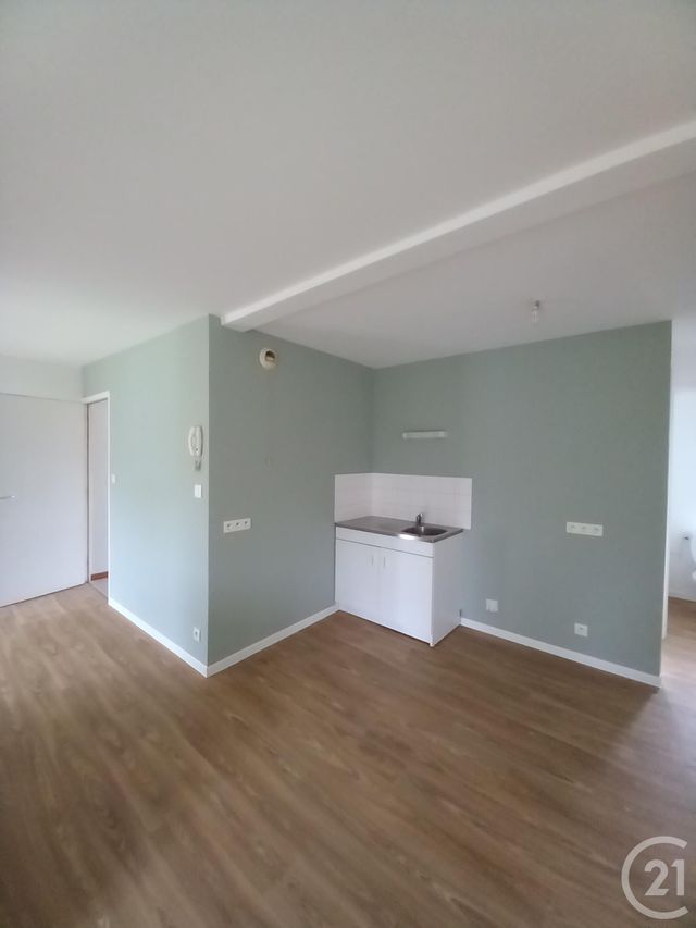Appartement F3 &agrave; louer - 3 pi&egrave;ces - 54,50 m2 - Equeurdreville Hainneville - 50 - BASSE-NORMANDIE