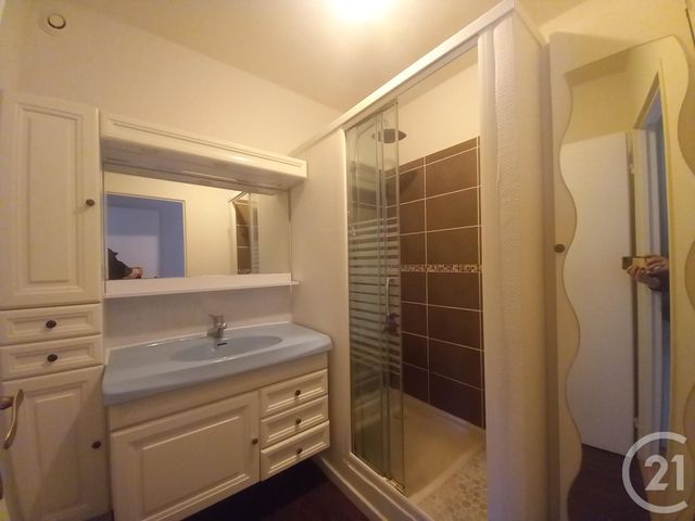 Appartement F4 &agrave; louer - 4 pi&egrave;ces - 79 m2 - Cherbourg En Cotentin - 50 - BASSE-NORMANDIE