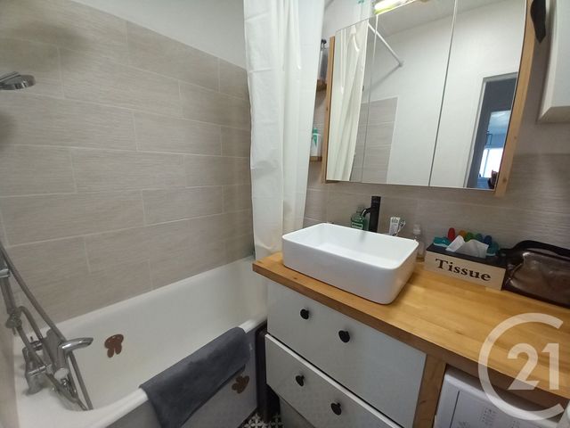 Appartement F4 &agrave; vendre - 4 pi&egrave;ces - 75,84 m2 - Cherbourg En Cotentin - 50 - BASSE-NORMANDIE