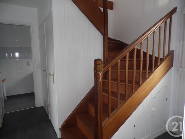 Maison &agrave; louer - 3 pi&egrave;ces - 66,52 m2 - Cherbourg En Cotentin - 50 - BASSE-NORMANDIE