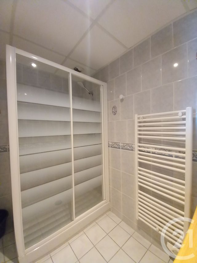 Appartement F1 &agrave; louer - 1 pi&egrave;ce - 25 m2 - Cherbourg En Cotentin - 50 - BASSE-NORMANDIE