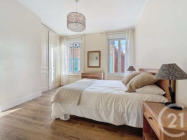 Appartement F3 &agrave; louer - 3 pi&egrave;ces - 77,40 m2 - Cherbourg En Cotentin - 50 - BASSE-NORMANDIE