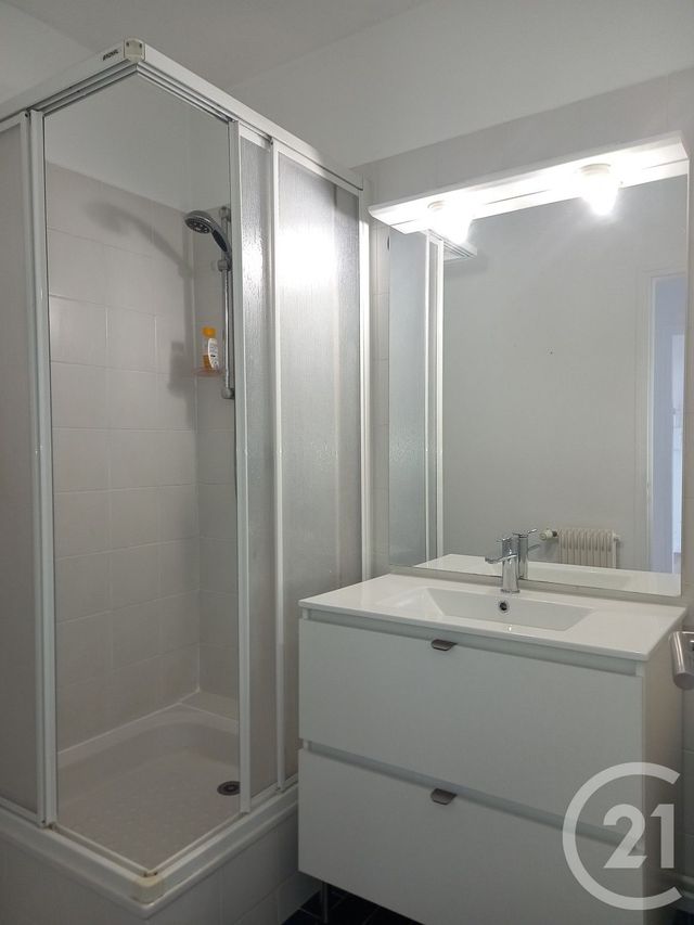 Appartement F2 &agrave; louer - 2 pi&egrave;ces - 52 m2 - Cherbourg En Cotentin - 50 - BASSE-NORMANDIE