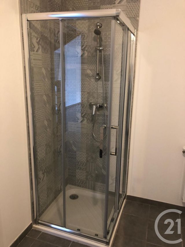 Maison &agrave; louer - 5 pi&egrave;ces - 93 m2 - Cherbourg En Cotentin - 50 - BASSE-NORMANDIE