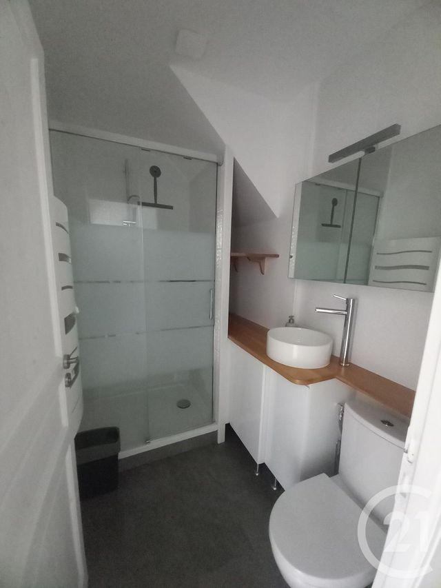 Maison &agrave; louer - 4 pi&egrave;ces - 56 m2 - Cherbourg En Cotentin - 50 - BASSE-NORMANDIE
