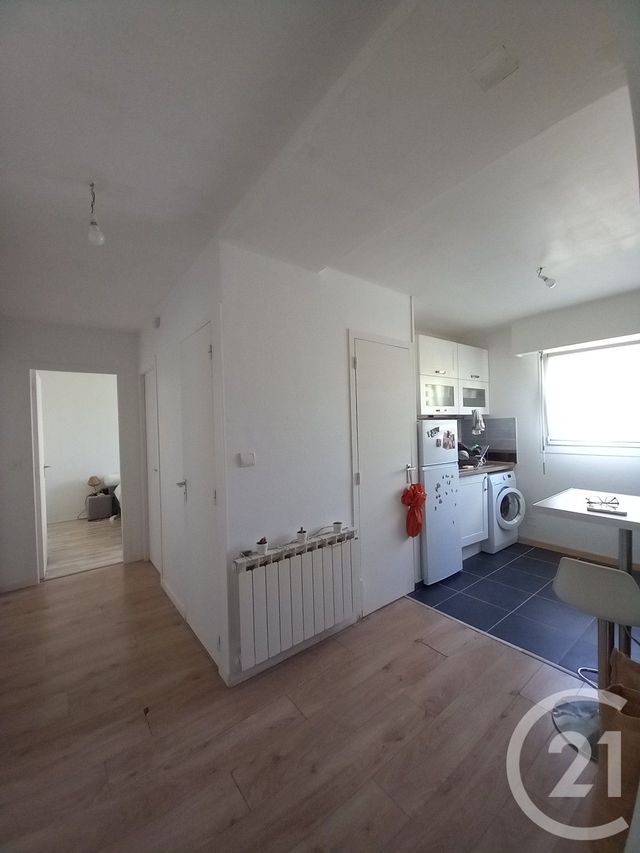 Appartement F2 &agrave; louer - 2 pi&egrave;ces - 54,86 m2 - Cherbourg En Cotentin - 50 - BASSE-NORMANDIE