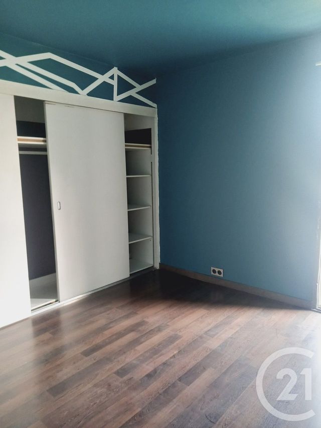 Appartement F4 &agrave; louer - 4 pi&egrave;ces - 73,44 m2 - Cherbourg En Cotentin - 50 - BASSE-NORMANDIE
