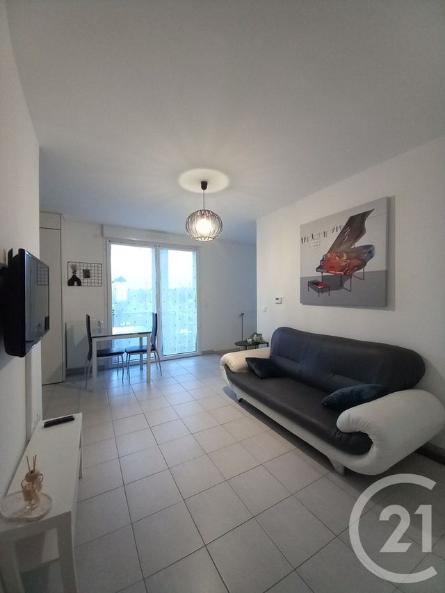 Appartement F2 &agrave; louer - 2 pi&egrave;ces - 32 m2 - Cherbourg En Cotentin - 50 - BASSE-NORMANDIE
