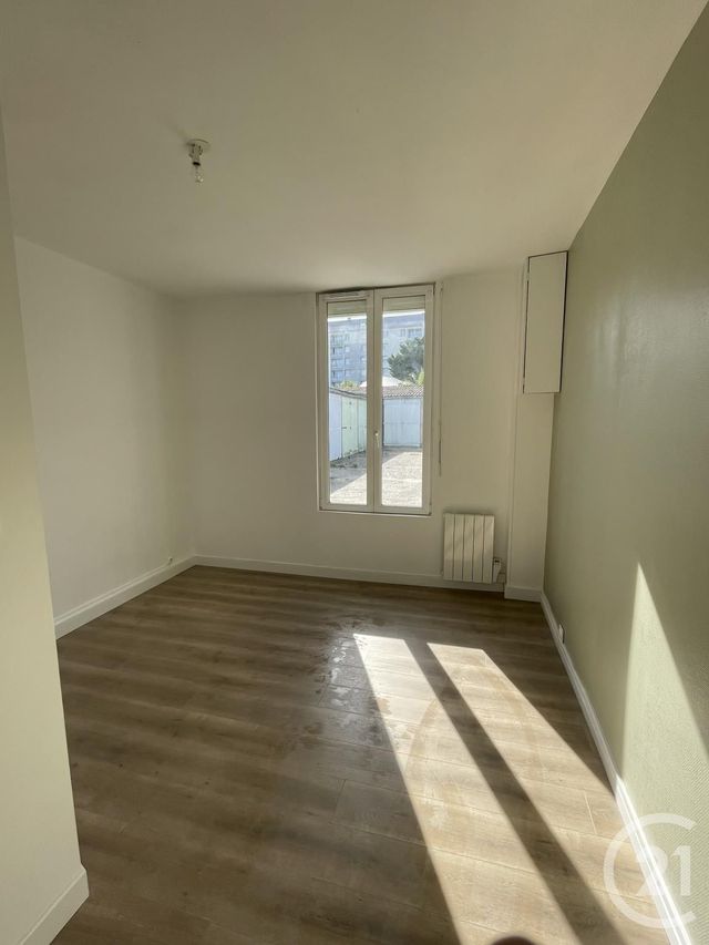 Appartement F3 &agrave; louer - 3 pi&egrave;ces - 67,34 m2 - Cherbourg En Cotentin - 50 - BASSE-NORMANDIE