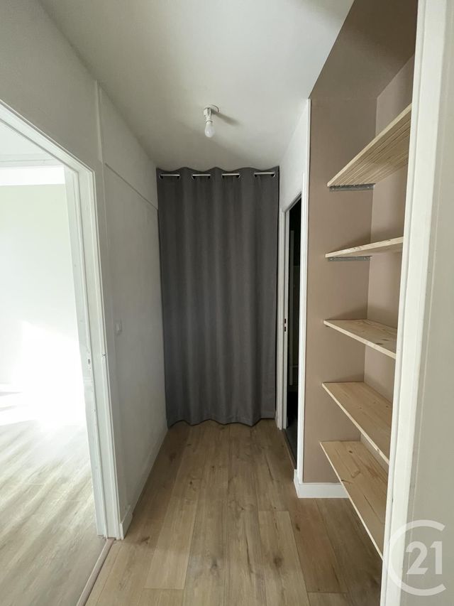 Appartement F3 &agrave; louer - 3 pi&egrave;ces - 67,34 m2 - Cherbourg En Cotentin - 50 - BASSE-NORMANDIE