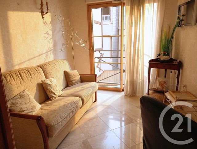 Appartement F3 &agrave; vendre - 3 pi&egrave;ces - 79,80 m2 - Cherbourg En Cotentin - 50 - BASSE-NORMANDIE