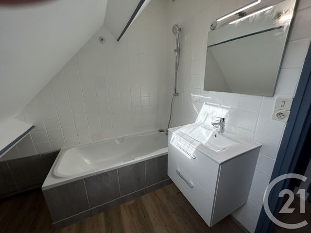 Maison &agrave; louer - 3 pi&egrave;ces - 83 m2 - St Germain De Tournebut - 50 - BASSE-NORMANDIE