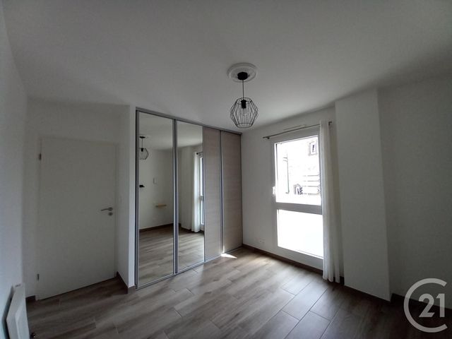 Appartement F2 &agrave; louer - 2 pi&egrave;ces - 50 m2 - Cherbourg En Cotentin - 50 - BASSE-NORMANDIE