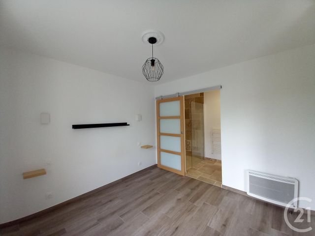 Appartement F2 &agrave; louer - 2 pi&egrave;ces - 50 m2 - Cherbourg En Cotentin - 50 - BASSE-NORMANDIE